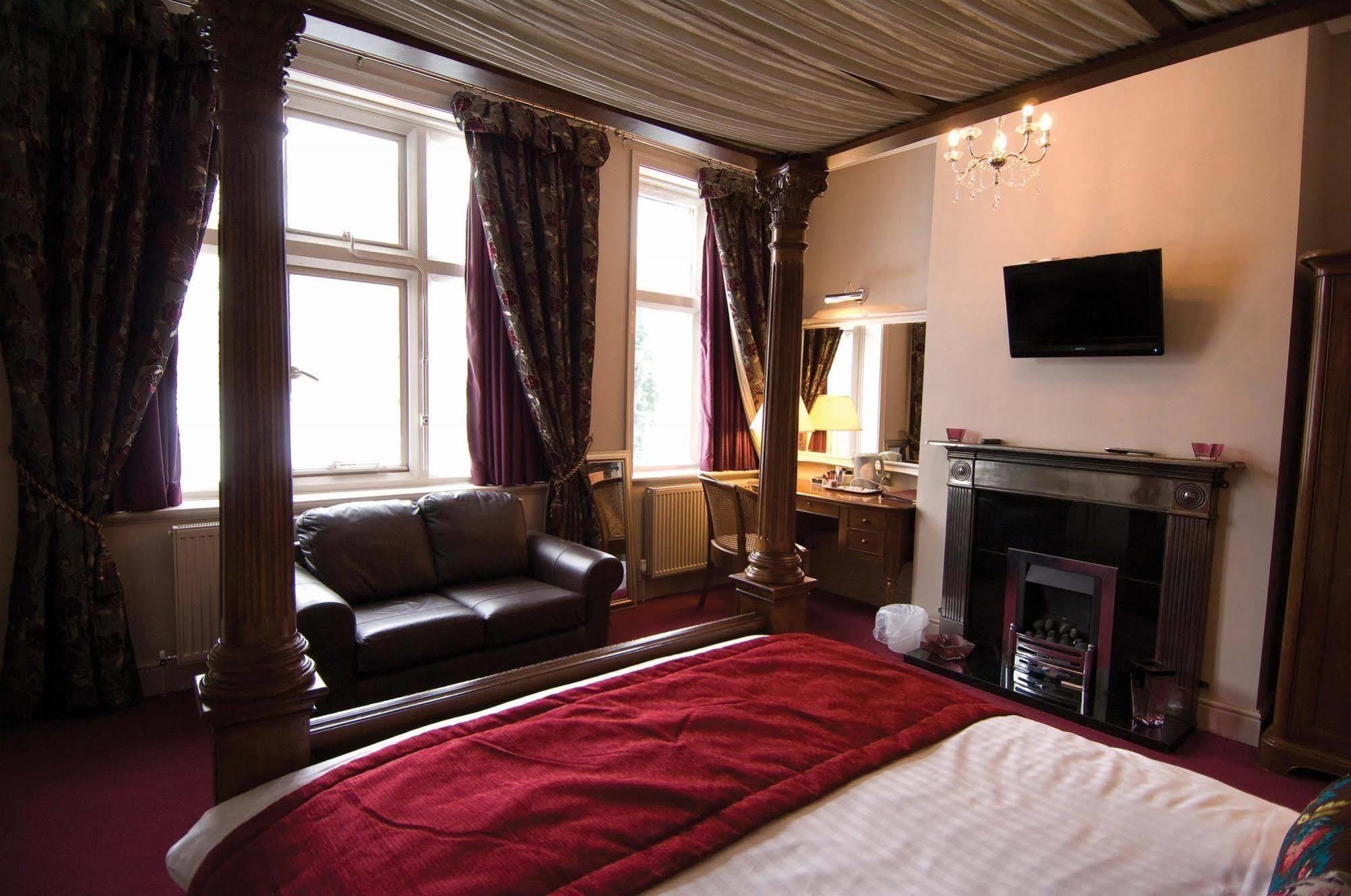 Broadfield Park Hotel Rochdale Room photo